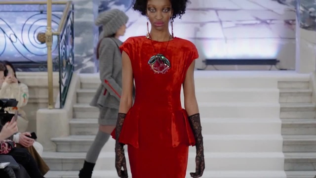 Paul Costelloe Fw 2023 Show Coub The Biggest Video Meme Platform 7614