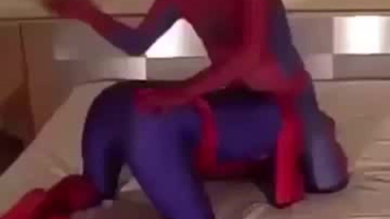 Черный и красный человек паук мем Spider-man не спит - Coub