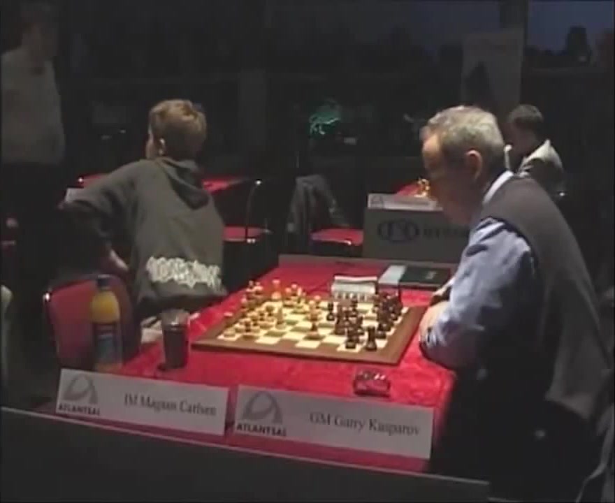 Magnus Carlsen vs Kasparov  Rayjavik Rapid 2004♟️ 