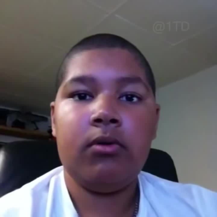 ORIGINAL All Around Me Are Familiar Faces Black Kid Singing Vine Mad