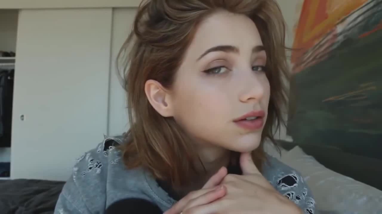 Emily Rudd - Coub - The Biggest Video Meme Platform