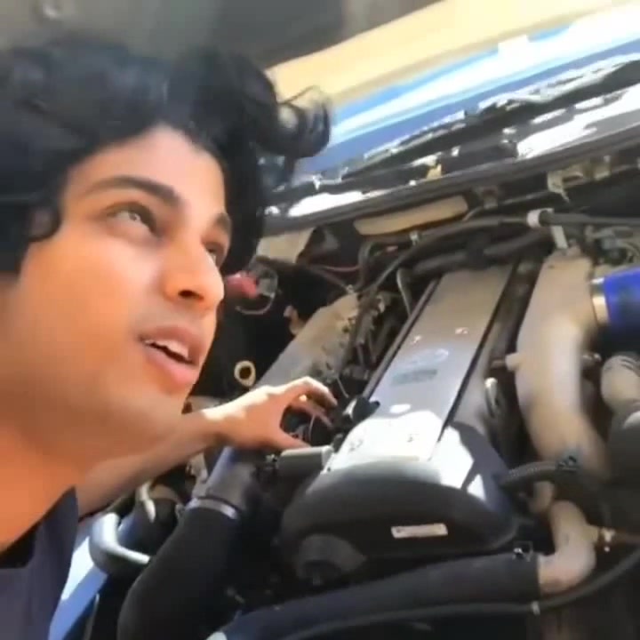 when-a-car-guy-hears-his-favourite-car-coub-the-biggest-video-meme