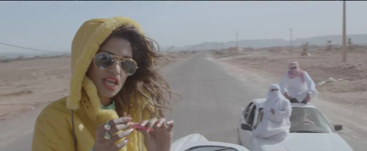 My chain hits My chest Coub