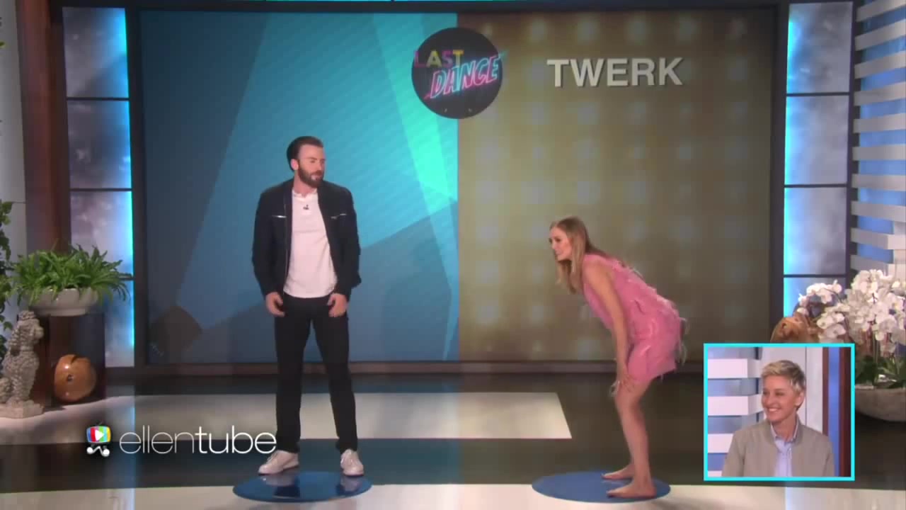 Elizabeth Olsen twerk - Coub - The Biggest Video Meme Platform