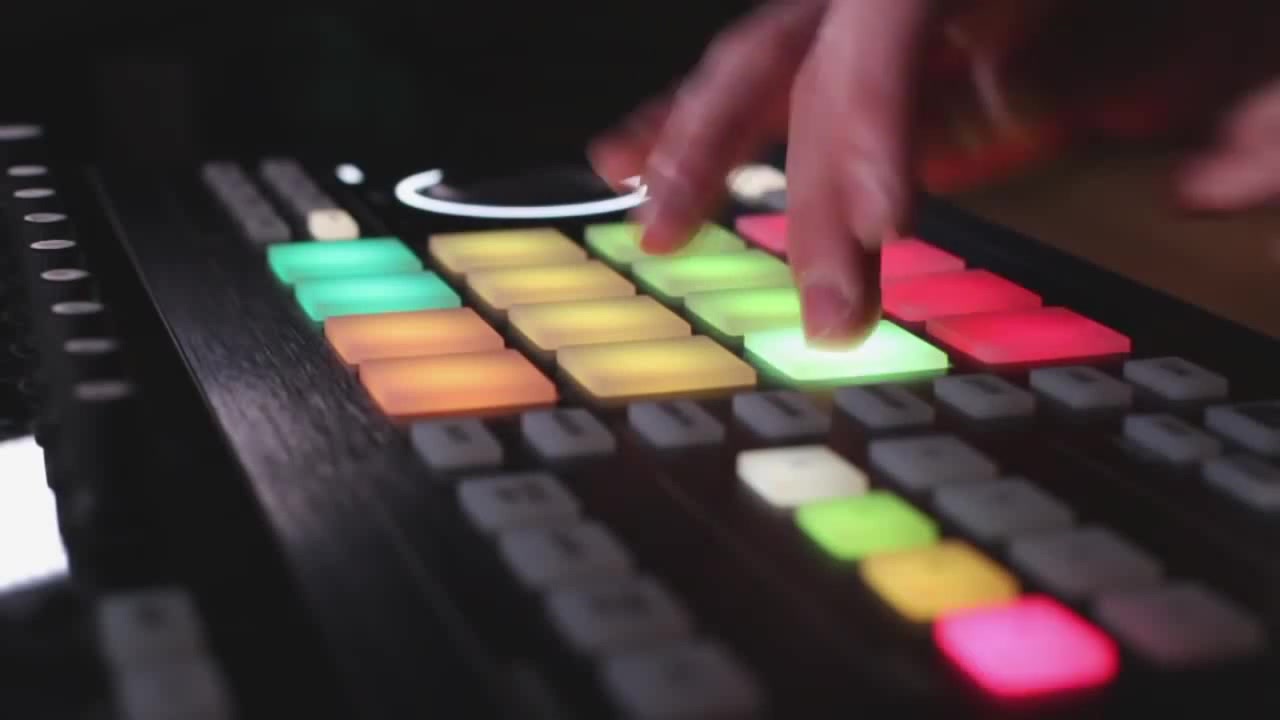 Maschine Performance with Boom Bap Essentials Sample Pack Coub The Biggest Video Meme Platform