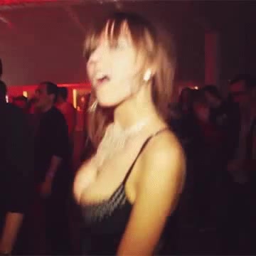Shaking boobs #Girl boobs dance - Coub - The Biggest Video Meme