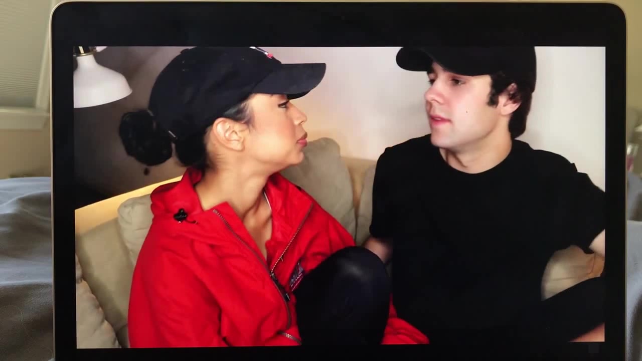 GROSS!!!!! DAVID DOBRIK AND LIZA KOSHY - Coub