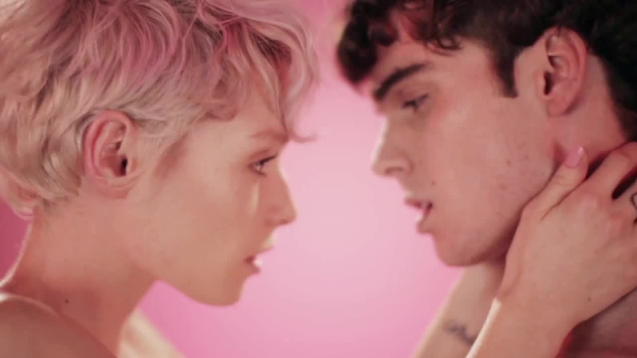 Disclosure eliza you me. Disclosure &amp; eliza doolittle - you &amp; me (flume remix). disclosure you and me. disclosure feat eliza doolittle you me flume remix. you &amp; me flume remix disclosure feat. eliza doo.