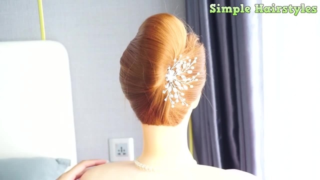 Moira Borg Bridal Hairstylist - The French Twist . . The French twist can  have many forms, long, short, high, low. They are a perfect and elegant hairstyle  for the mother of