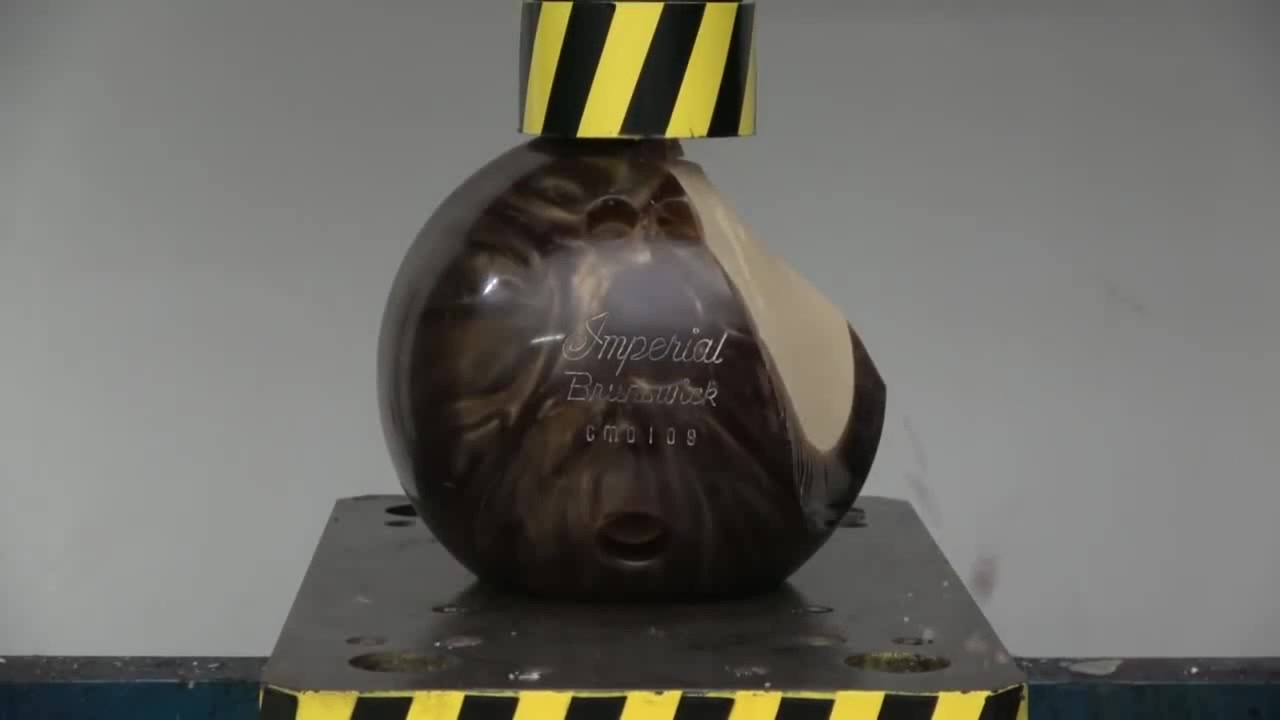 HYDRAULIC PRESS vs Bowling Ball Coub
