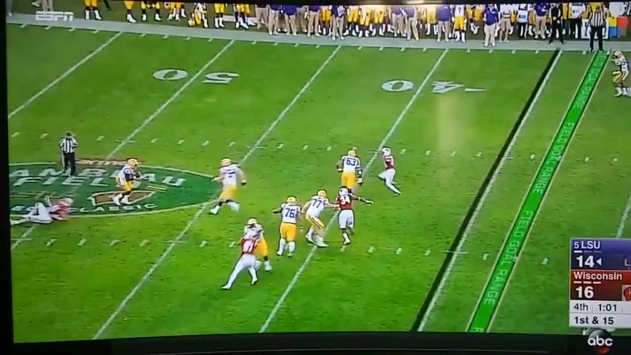 Lsu Player Josh Boutte Ejected After Hit Cheap Shot On Dcota Dixon Lsu Vs Wisconsin Coub