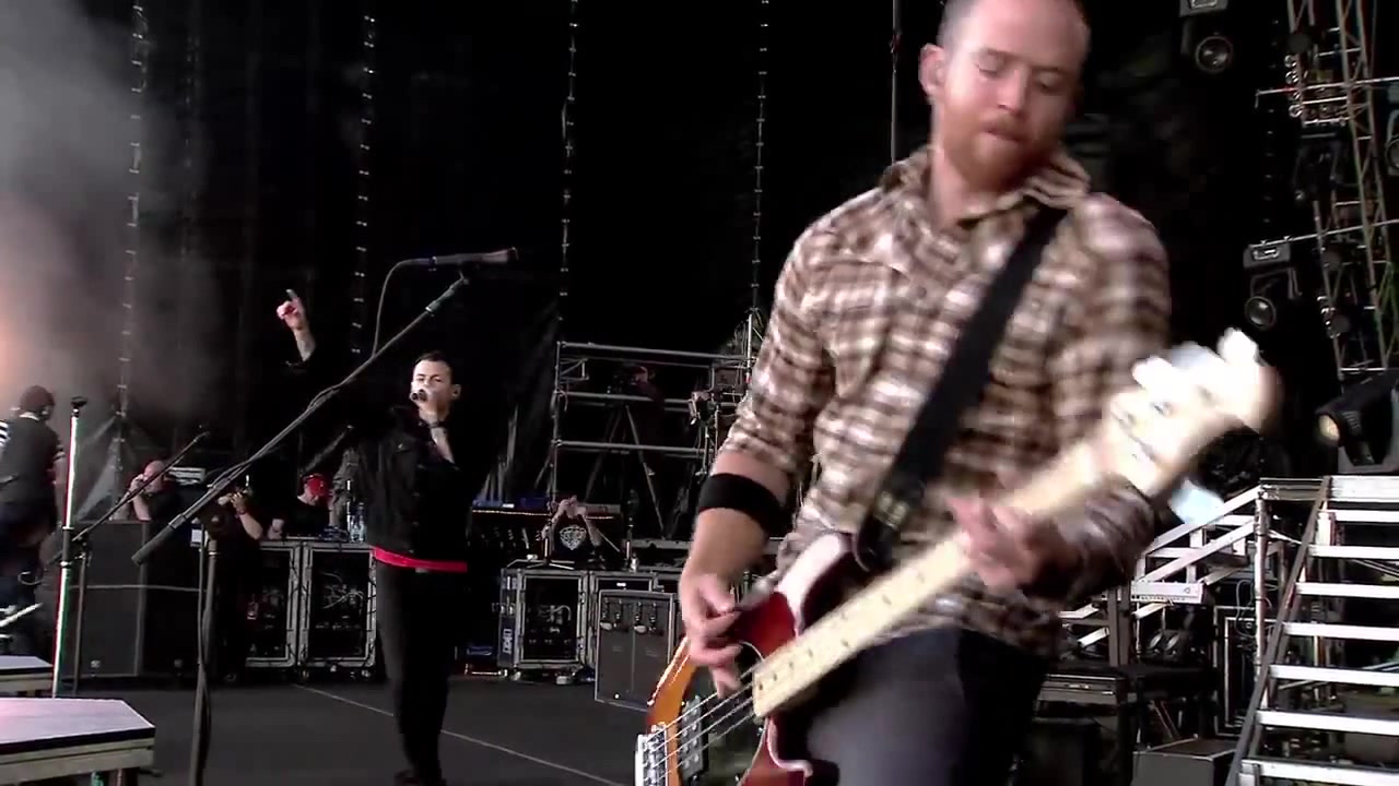 New Divide [Live in Red Square 2011] - Linkin Park - Coub