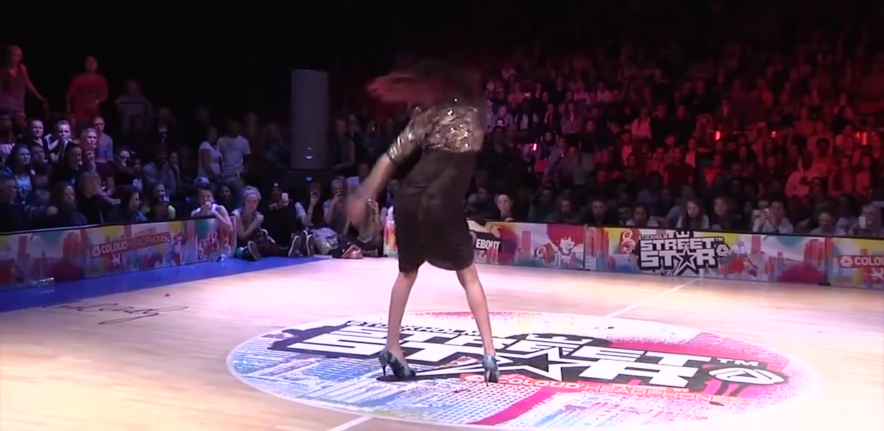 Одинокая барышня на балу у Сатаны - Coub