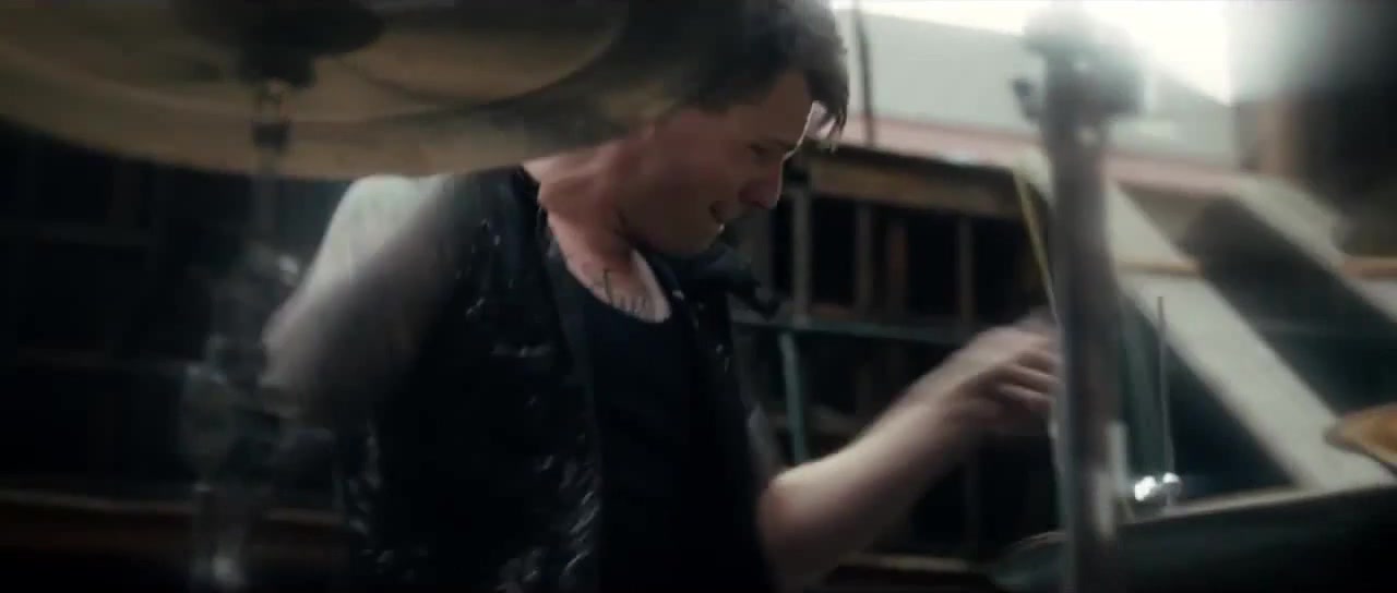 Crown The Empire Machines (Official Music Video) Coub