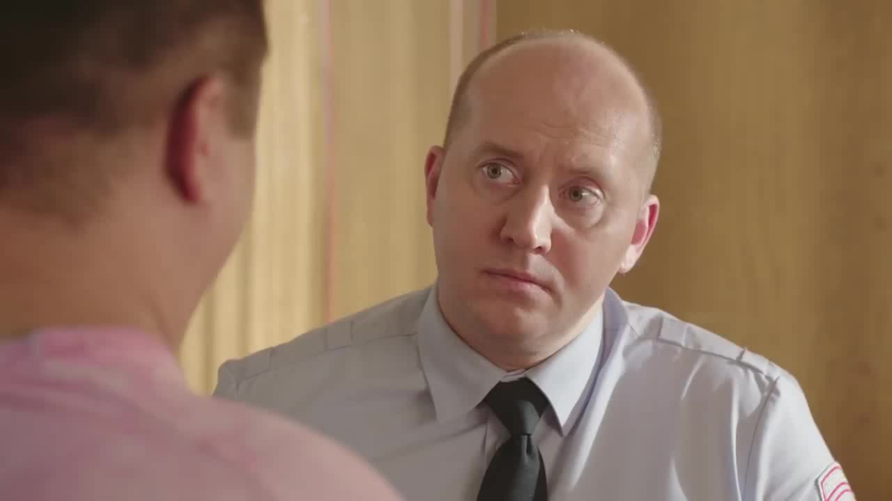 Бурунов полицейский с рублевки. Бурунов полицейский с рублевки. Волоя из полицейский с рублёвки. Загадки бурунова. Володя из полицейского с рублевки.