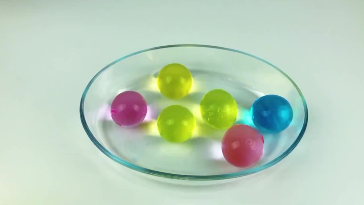 Giant ORBEEZ! Polymer Balls! Large Crystal Clay Hydrogel Balls! Water  Balls! - Coub - The Biggest Video Meme Platform