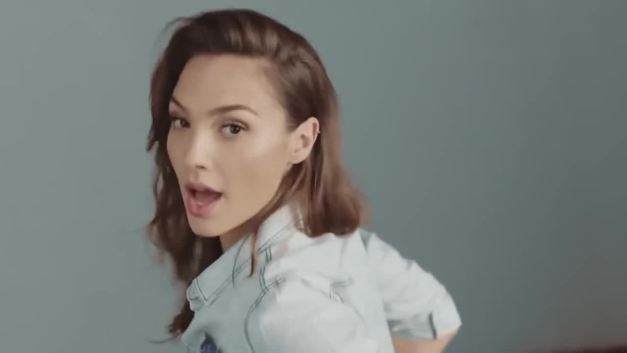 Wonder Woman Gal Gadot Twerking - Jeanius Jeans Ad 2014 - Coub