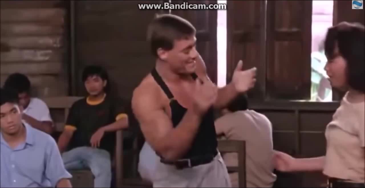 Жан Клод Ван Дамм - Женщина, я не танцую - Coub - The Biggest Video Meme  Platform
