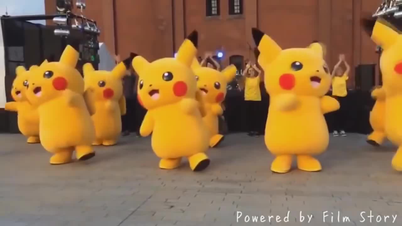 Pikachu Song and Dance - Pokemon