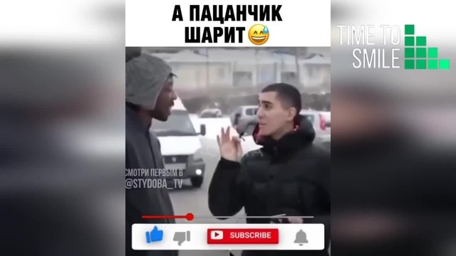 Ураганный ветер бушует в Астане, пострадала женщина (ВИДЕО)