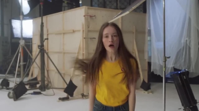 Strangers - Sigrid 