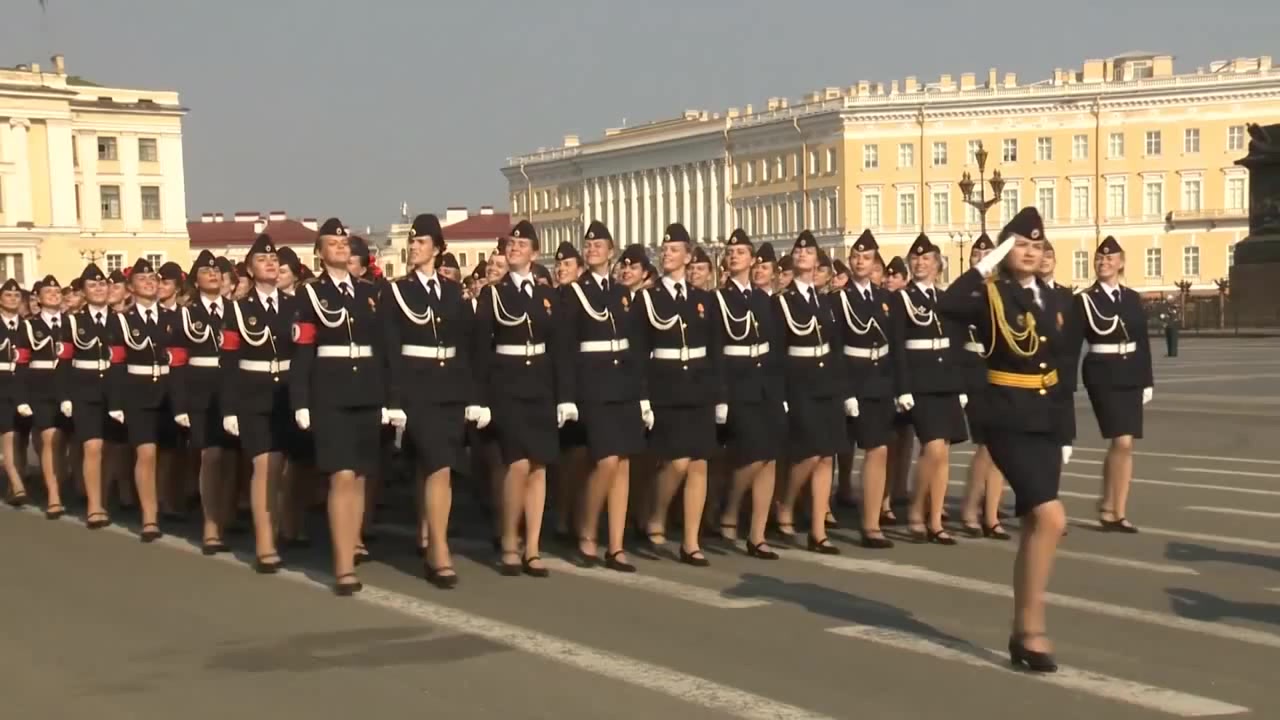 Video archive 1. Репетиция парада в Петербурге повязки. Репетиция парада красные повязки. Репетиция парада с нарукавниками.