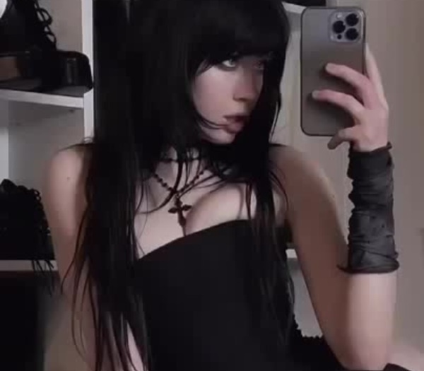 Beautiful Goth Girl - Coub - The Biggest Video Meme Platform