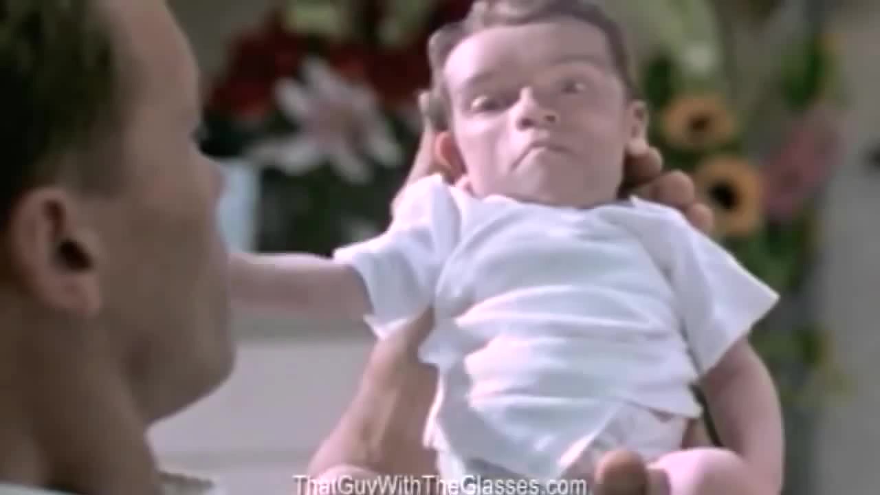 Джуниор 1994. Джуниор шварценеггер. Беременный шварценеггер. Беременный шварценеггер. Джуниор 1994.