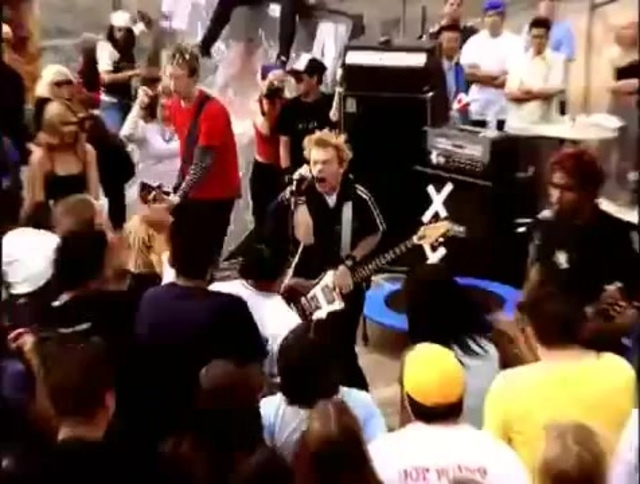 Sum 41 - Fatlip (Official Music Video) 