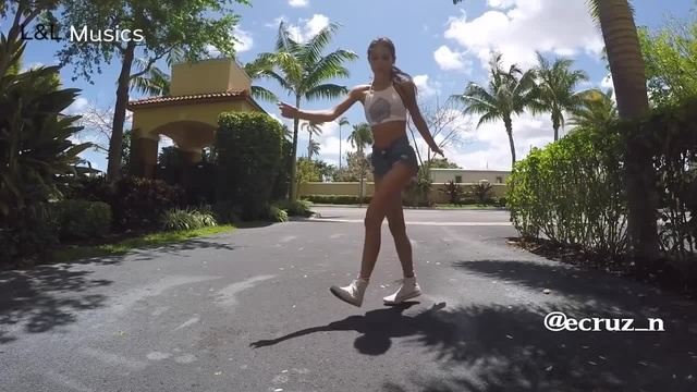 Shuffle Dance Girl Elena Cruz Nichipor Gorillaz Feel Good Inc