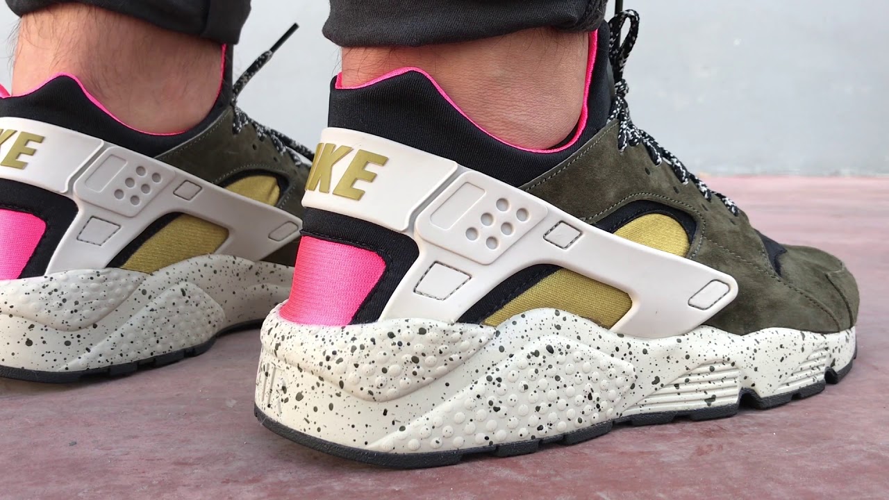 Nike hotsell huarache meme