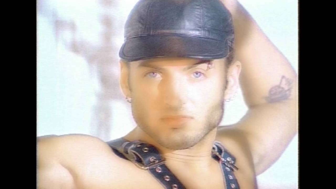 Белые глаза клип. Салтыкова серые глаза клип. Нагиев в клипе Салтыковой. Нагиев в клипе Салтыковой серые глаза